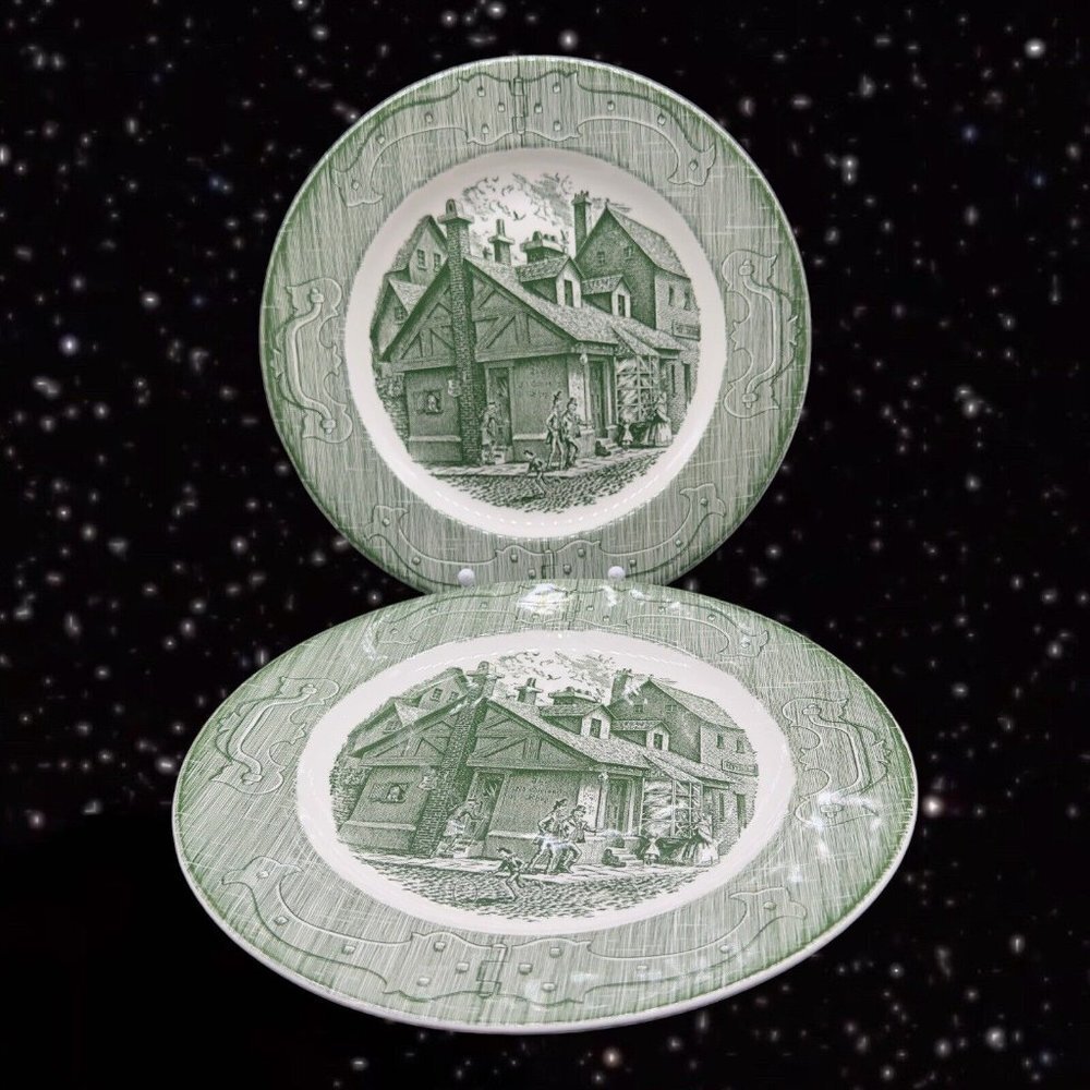 THE OLD CURIOSITY SHOP‎ ROUND PLATE DISH SET ROYAL CHINA 2 Pcs Ceramic USA 10”W